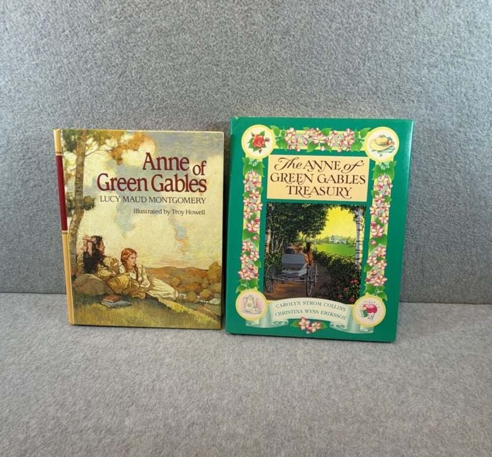 Anne of Green Gables 2 Book Bundle